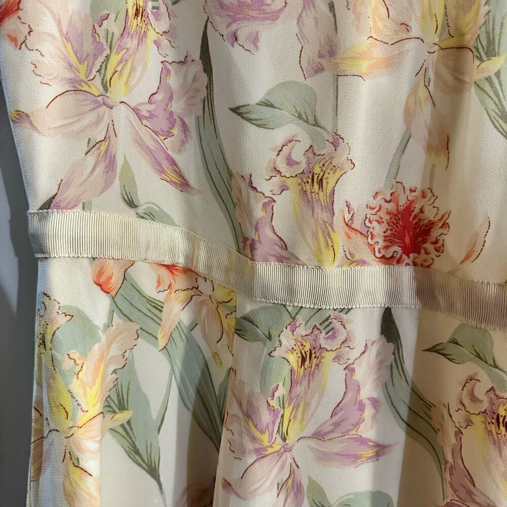 Ann Taylor Floral A-lined Knee Length Dress Flowy Size 16 - Picture 5 of 8